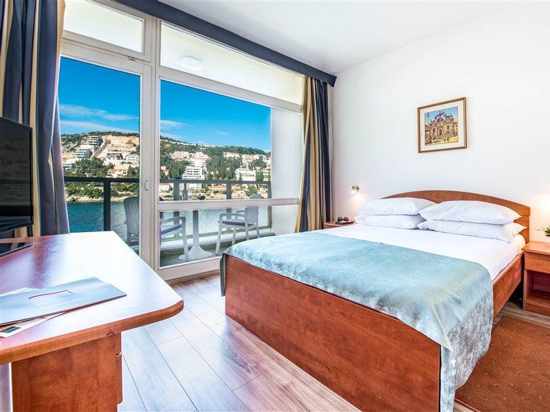 Vis Hotel