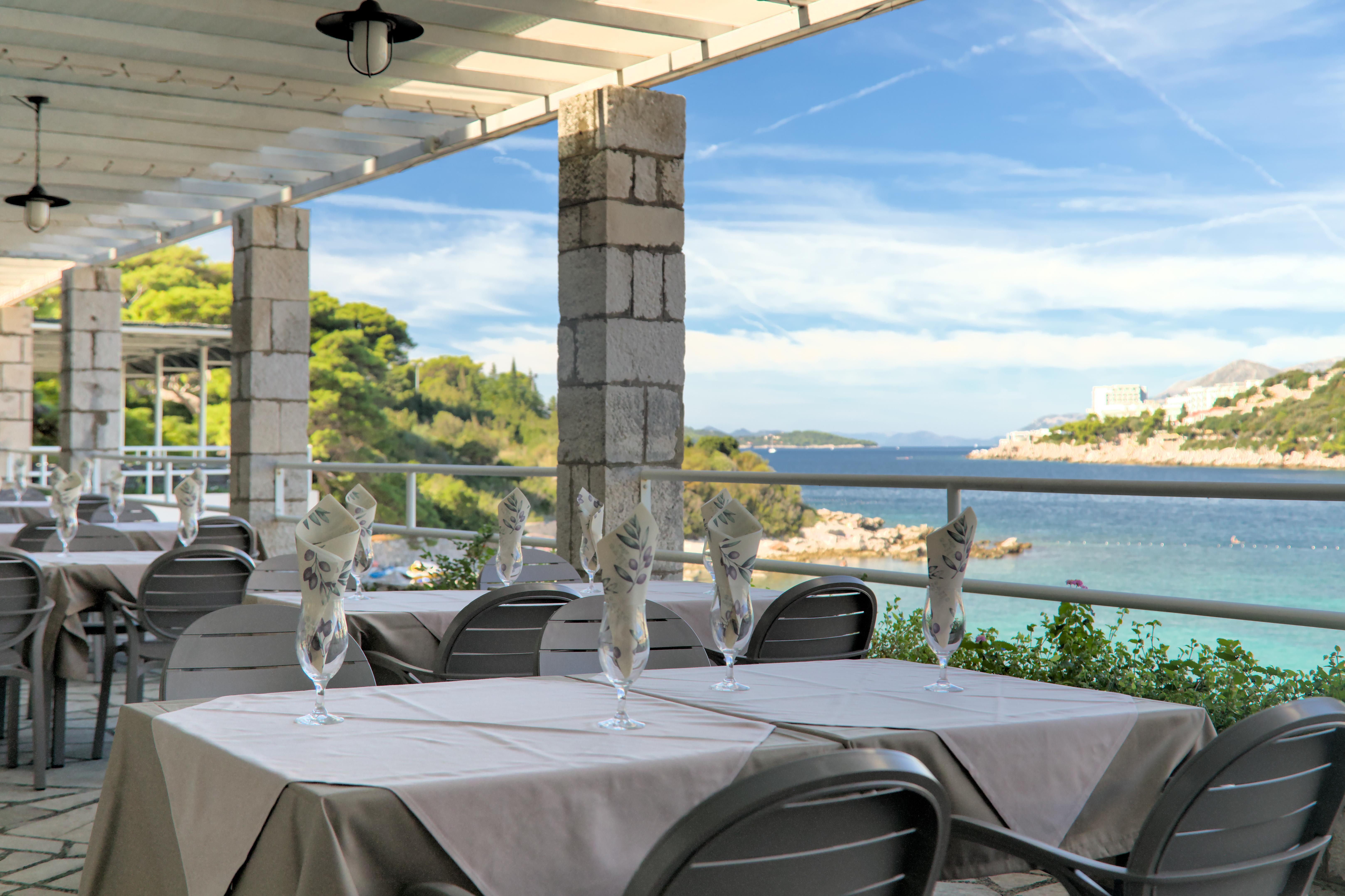 Hotel Vis 3*